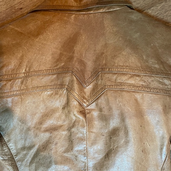 🌞Western style leather jacket fits small!! 🤠🤠 - Picture 7 of 7